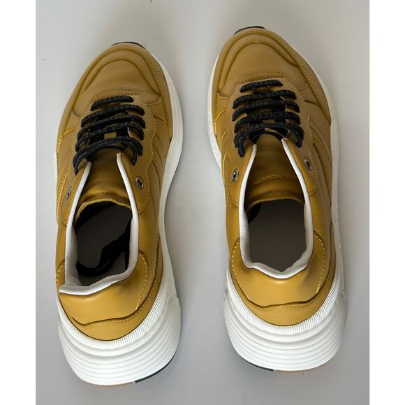 NIB $850 Bottega Veneta Men’s Butterscotch Leather Sneakers 7.5 US 565646 7721